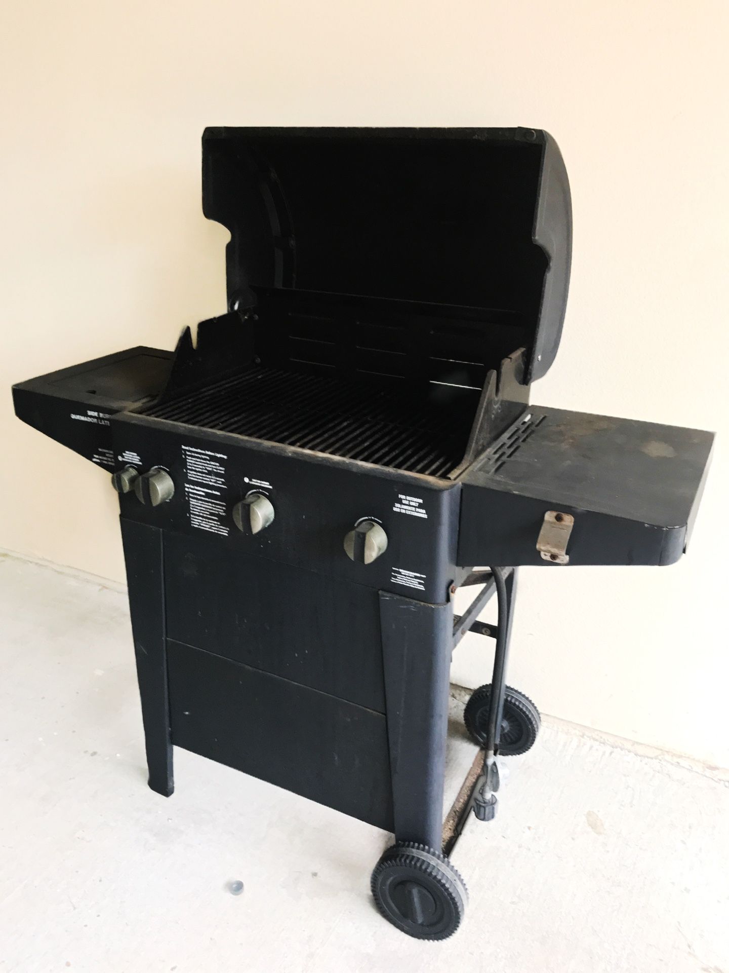 Bar-B-Q Gas Grill 🍔🌭🍗🌽