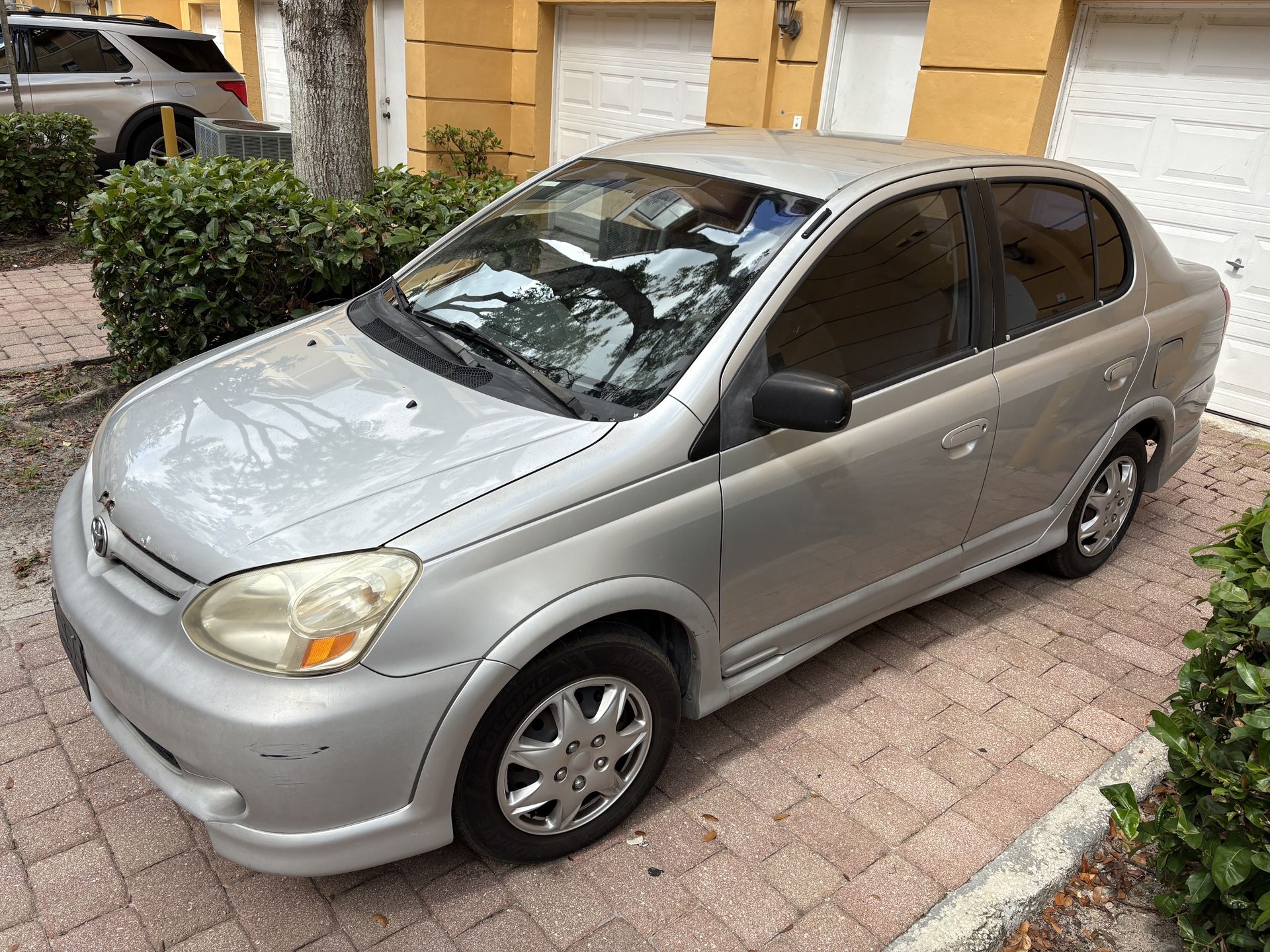2003 Toyota Echo