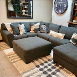 Brand New Ashley Couch 🛋️Ambee Slate Sectional Oversized 