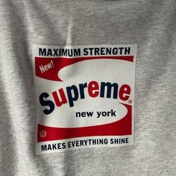 Supreme hoodie ( throw offers )