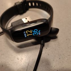 Fitbit Inspire 3 With Charger 