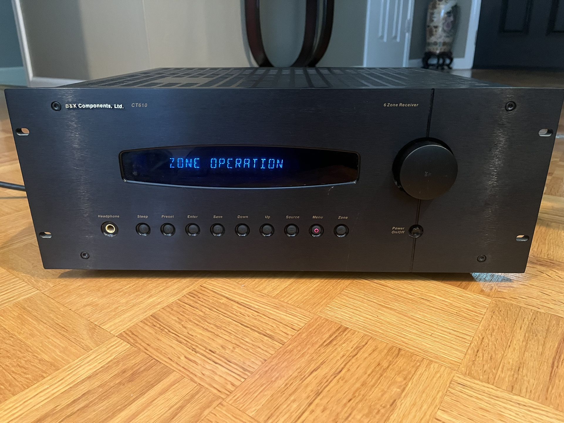 B&K CT-610 Six Zone 660-Watt AV Receiver (Excellent Condition)