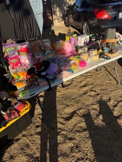 Yard sale - clothing - squishies - shoes - frames