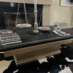Beautiful Modern Coffee Table & Matching End Table 