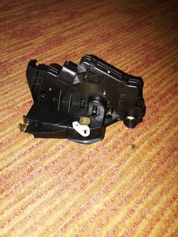 BMW 3 series door lock mechanism