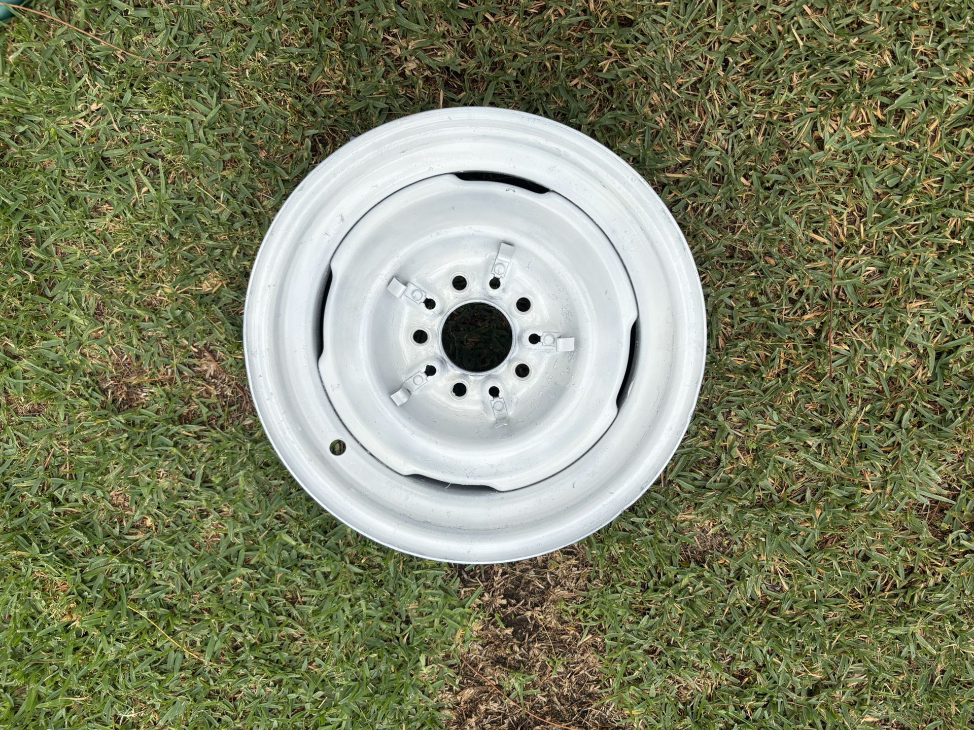 1940S 1950S Ford 15 X 5 1/2 Rim With Clips for Sale in Rialto, CA - OfferUp