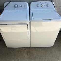 Hot Point Washer And Dryer