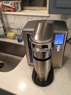 Breville Keurig Stainless Steel Gourmet Single Pod K-Cup Coffee Maker  BKC700XL for Sale in Edmond, OK - OfferUp