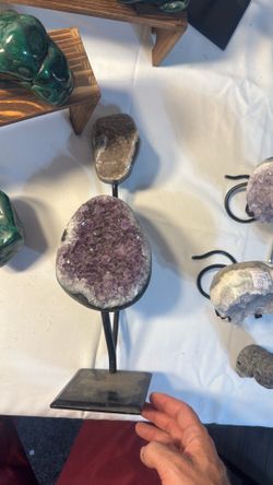 Double amethyst on stand