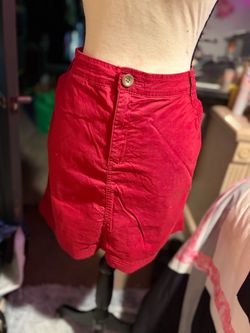 NWOT c & b red classic fit skort- 14