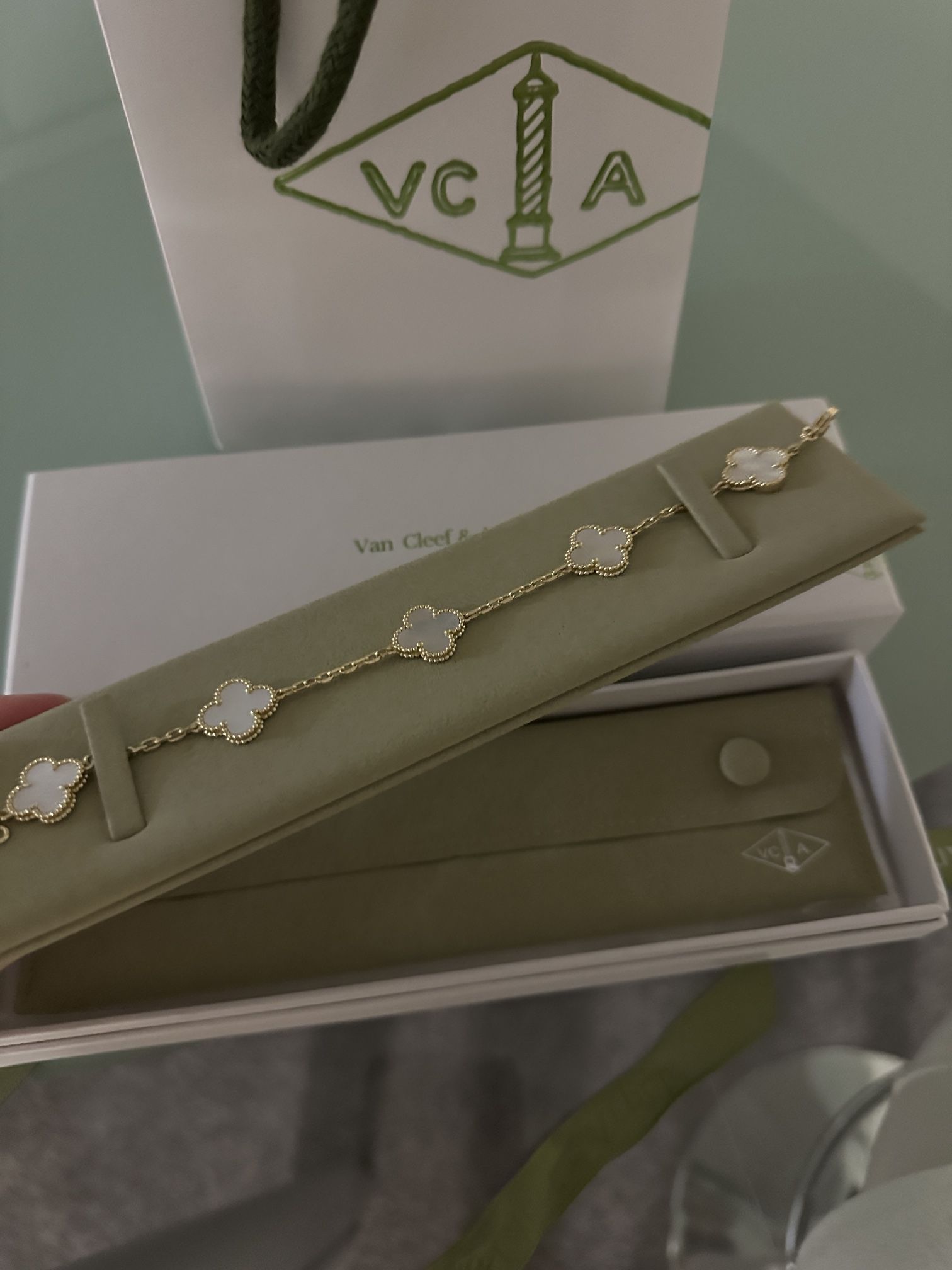 Van Cleef & Arpels Bracelet Mother Of Pearl