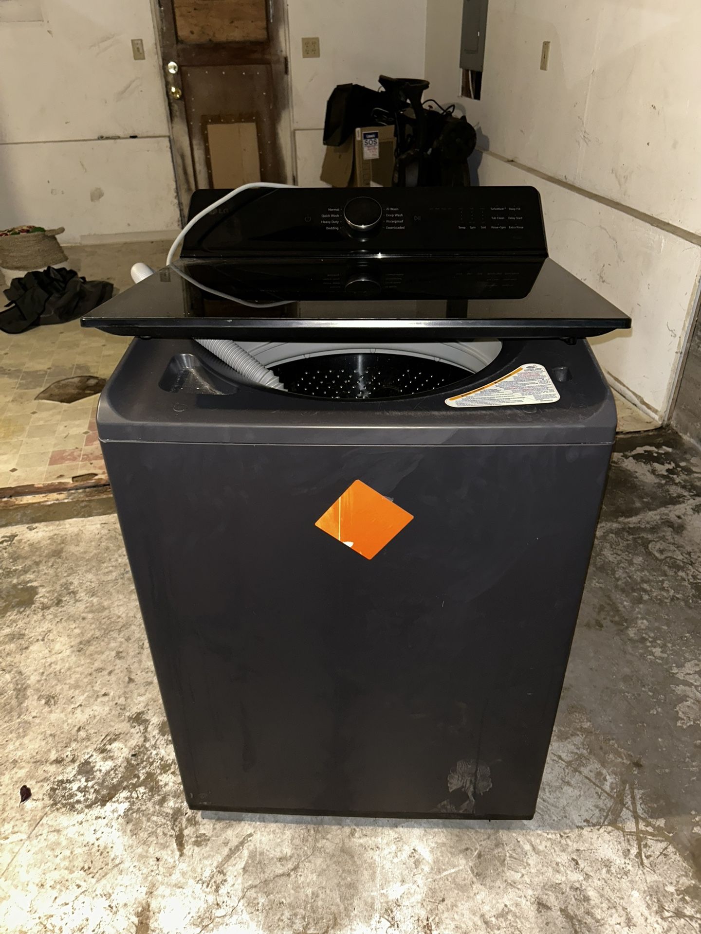 LG 5.3 Cu. Ft Smart top load Washer