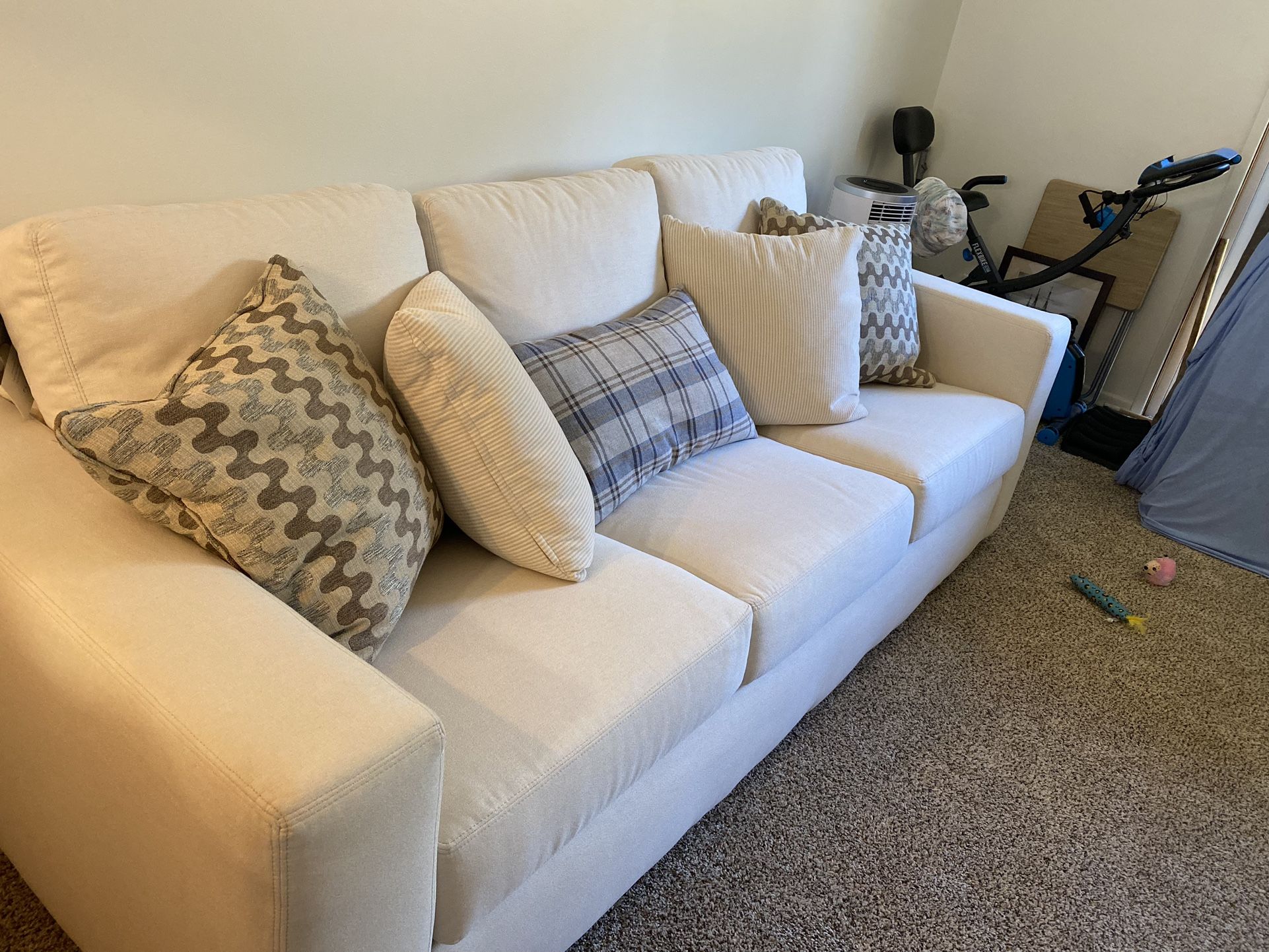 Flexsteel Collin’s Sofa