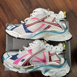 Balencaga runnrers multicolor