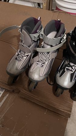 Selling 2 Pair Of Skates 