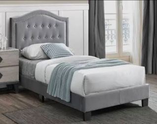 BRAND NEW TWIN PLATFORM BED FRAME WITH MATRESS INCLUDED $269
