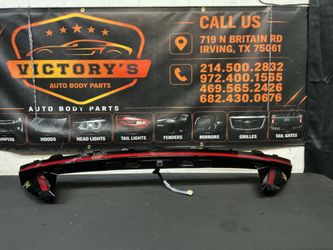 HYUNDAI TUCSON 2022-2024 TAILGATE CENTER TAILLIGHT LED with CAMERA OEM