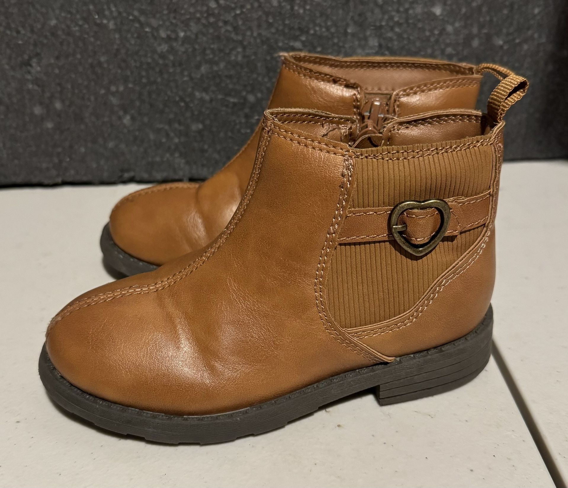 Carter’s Toddler Faux Leather Heart Boots - Size 9