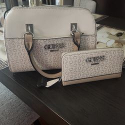 Guess Purse And Wallet
