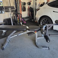Body-Solid Weight Bench with Leg Attachment