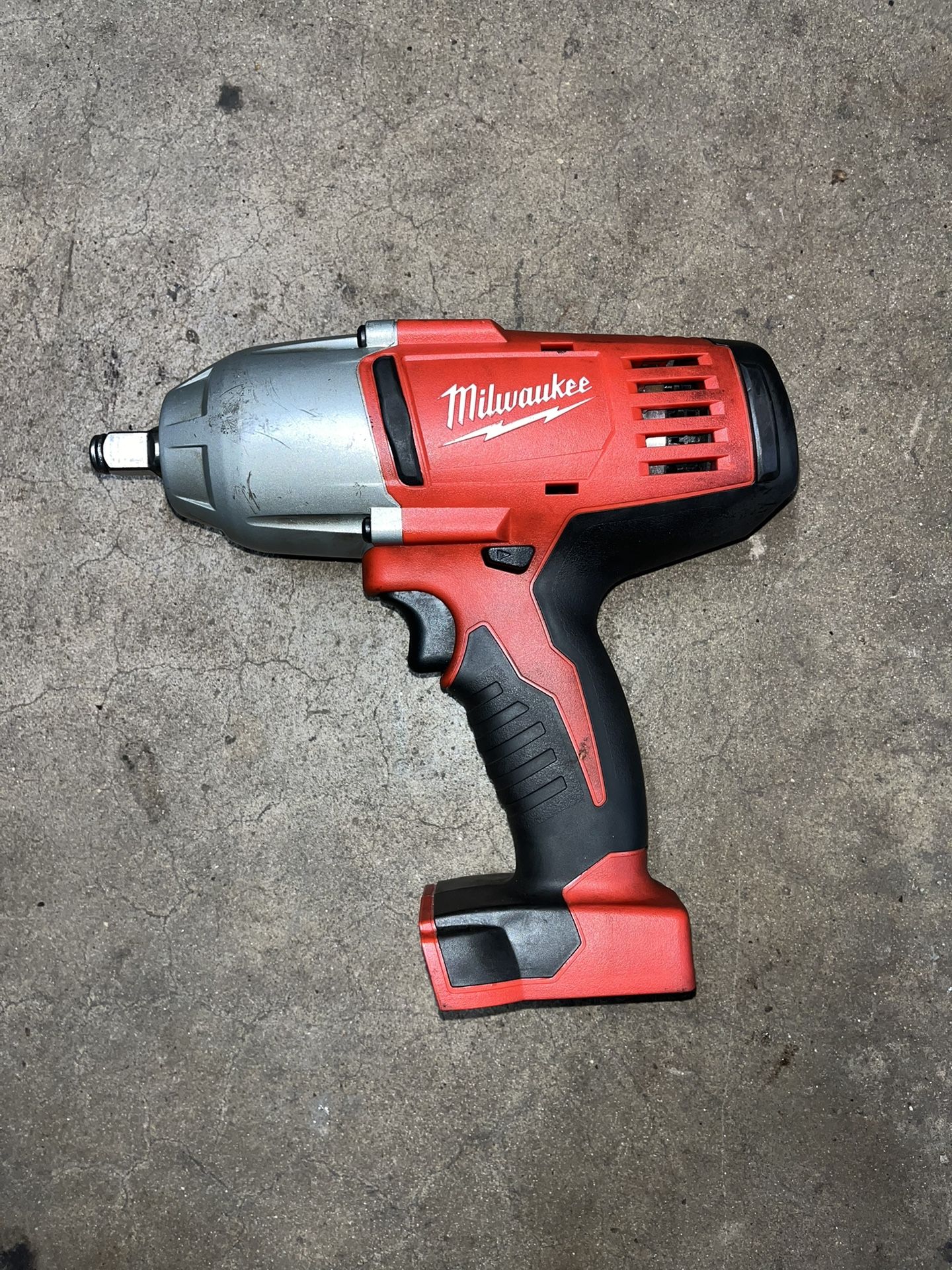 Milwaukee 1/2 Inch M18 Cordless Impact