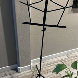 TITAN black Color Music Stand
