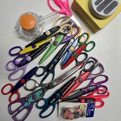 Fiskars Paper Shapers 