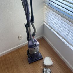 Shark NV352 Navigator Lift Away Upright Vacuum With Extra Filter 