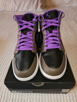 Jordan 1 Mid Palomino/White-Wild Berry Size 11.5