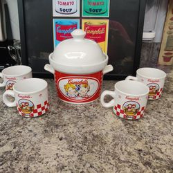 COLLECTIBLE CAMPBELL'S SOUP TUREEN + MUGS SET