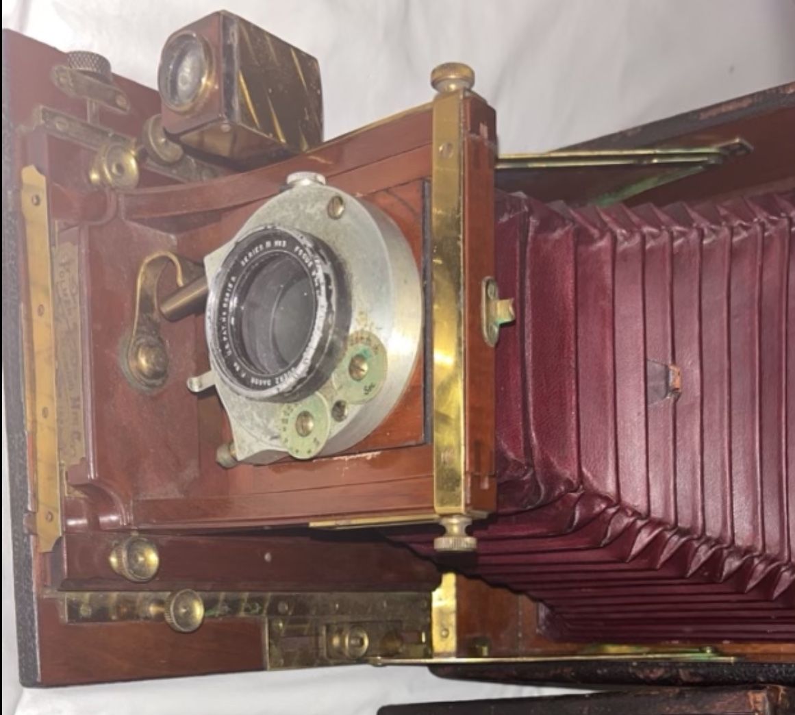 1800 Camera From Ringling Circus Museum Very Rare Item