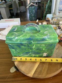 Vintage Caboodles Case Full Of Embroidery Thread