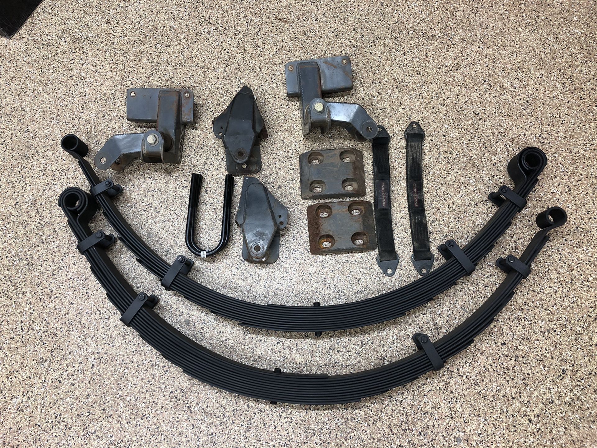 Giant Motorsports Tacoma 64” leaf kit