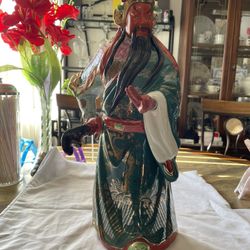 Vintage Chinese Emperor Guan Yu Lord Statue