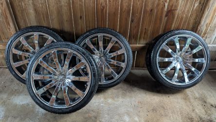 22-In rims with tire for sale