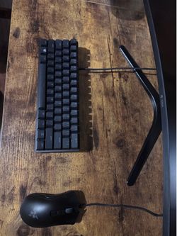 NEED SOLD ASAP 60% Mechanical Razer Keyboard + Razer Gaming Mouse