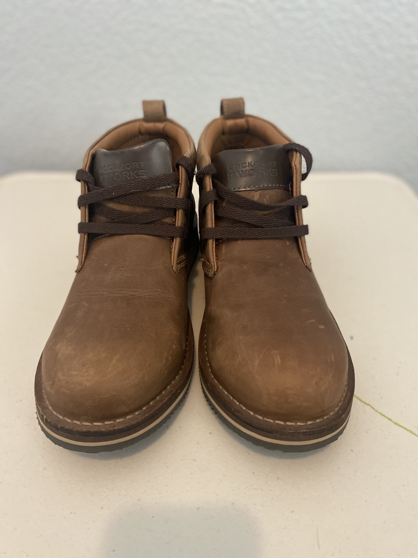 Steel toe work boots size 9.5