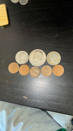 Rare Coins Bicentennial Quarter And Half Dollar Plus 5 One Cent Pennies