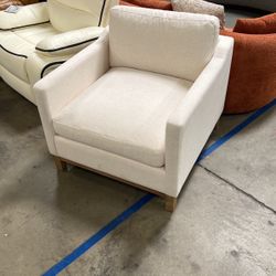 JOSS & MAIN Cami Upholstered Armchair