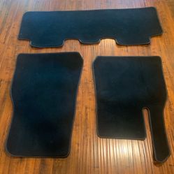 Tesla Model Y Carpet Floor Mats - OEM
