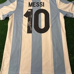 Messi signed jerseys
