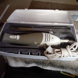 GE  6PIECE ELECTRIC CARVING  KNIFE  SET