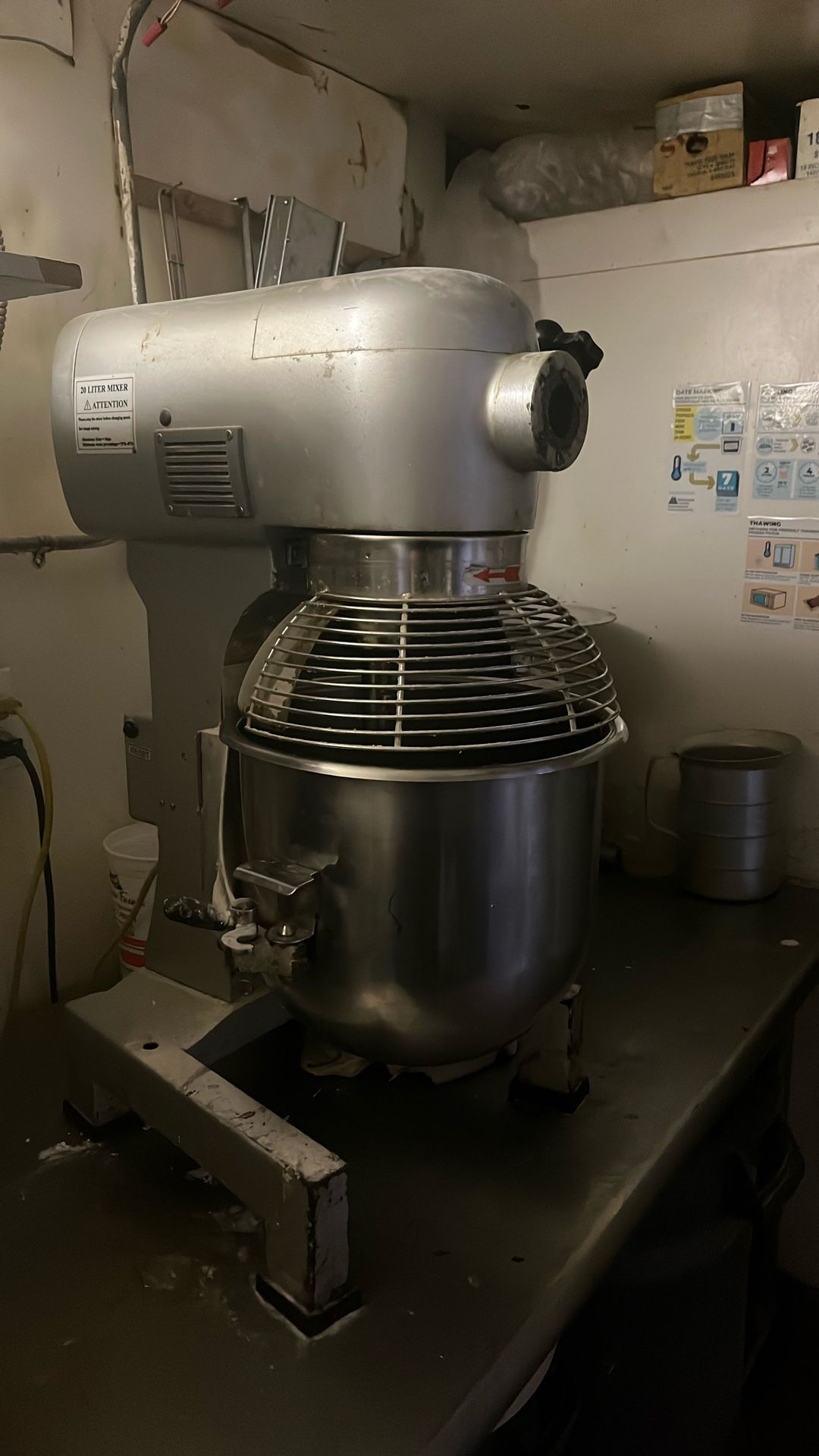 20 Liter Mixer W Meat Grinder Attach