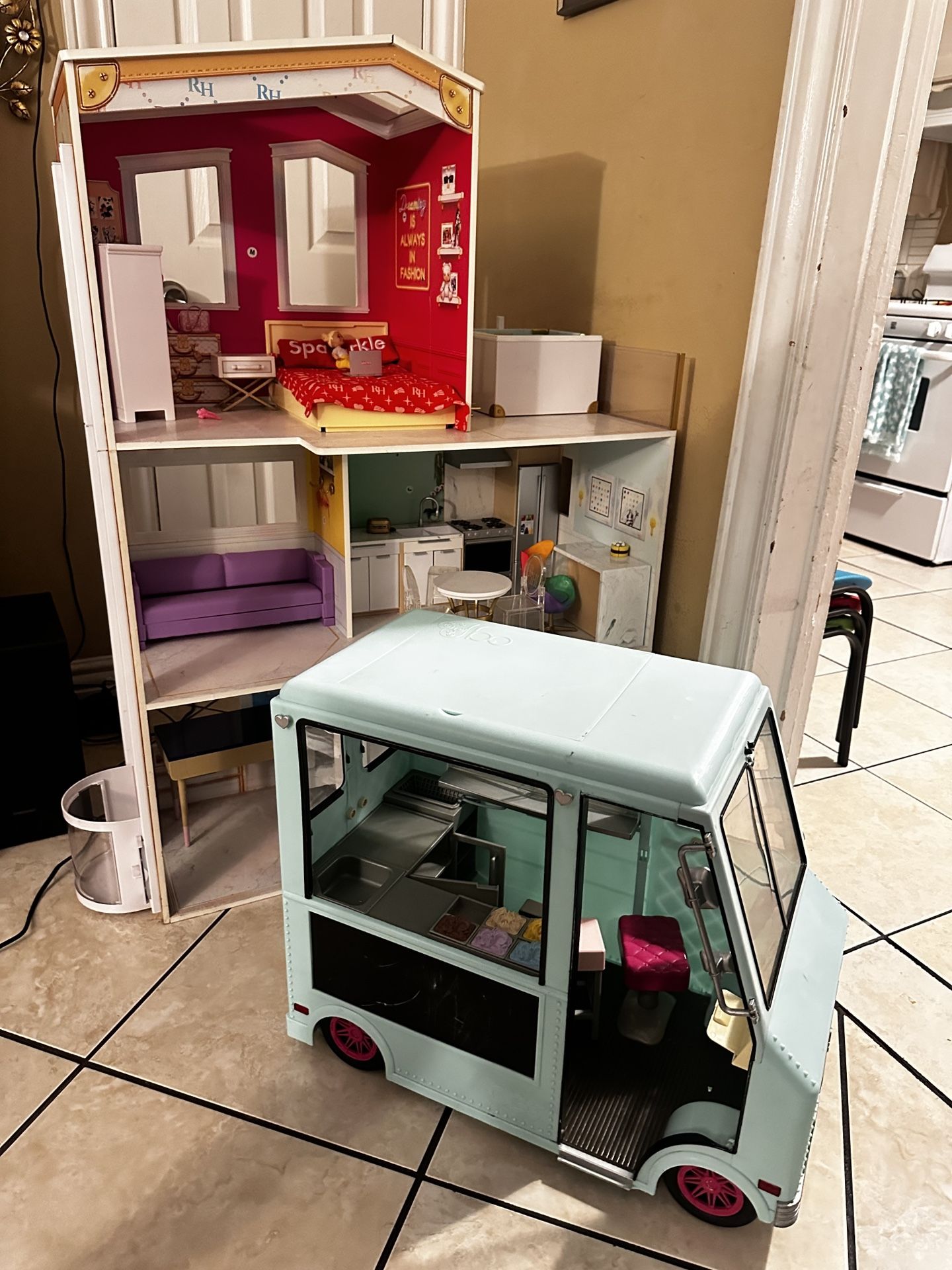Rainbow Doll House With Ice Cream Truck Selling Everything For $50