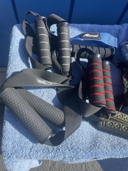Gym Gear - Handles For That Tough Workout… Various Styles / Brands … Alll New / Like New