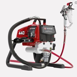 Titan 440 Skid Paint Sprayer
