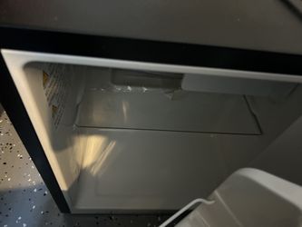 Mini Fridge 