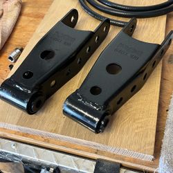 6” Drop Shackles, Chevy 