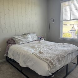 mattress and bed queen size 