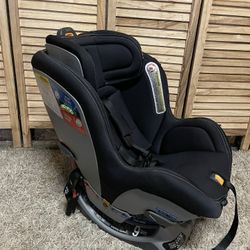Chicco Nextfit Convertible Car Seat